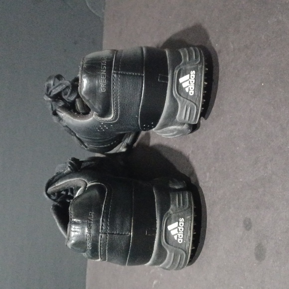 ADIDAS 2010 GREENSTAR BLACK LEATHER SOFT GOLF CLEATS MENS Sz 9 PRE-OWNED 670592 - Picture 4 of 6
